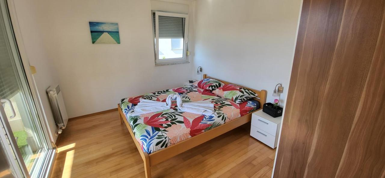 Apartment Summer Dream Punat Eksteriør bilde